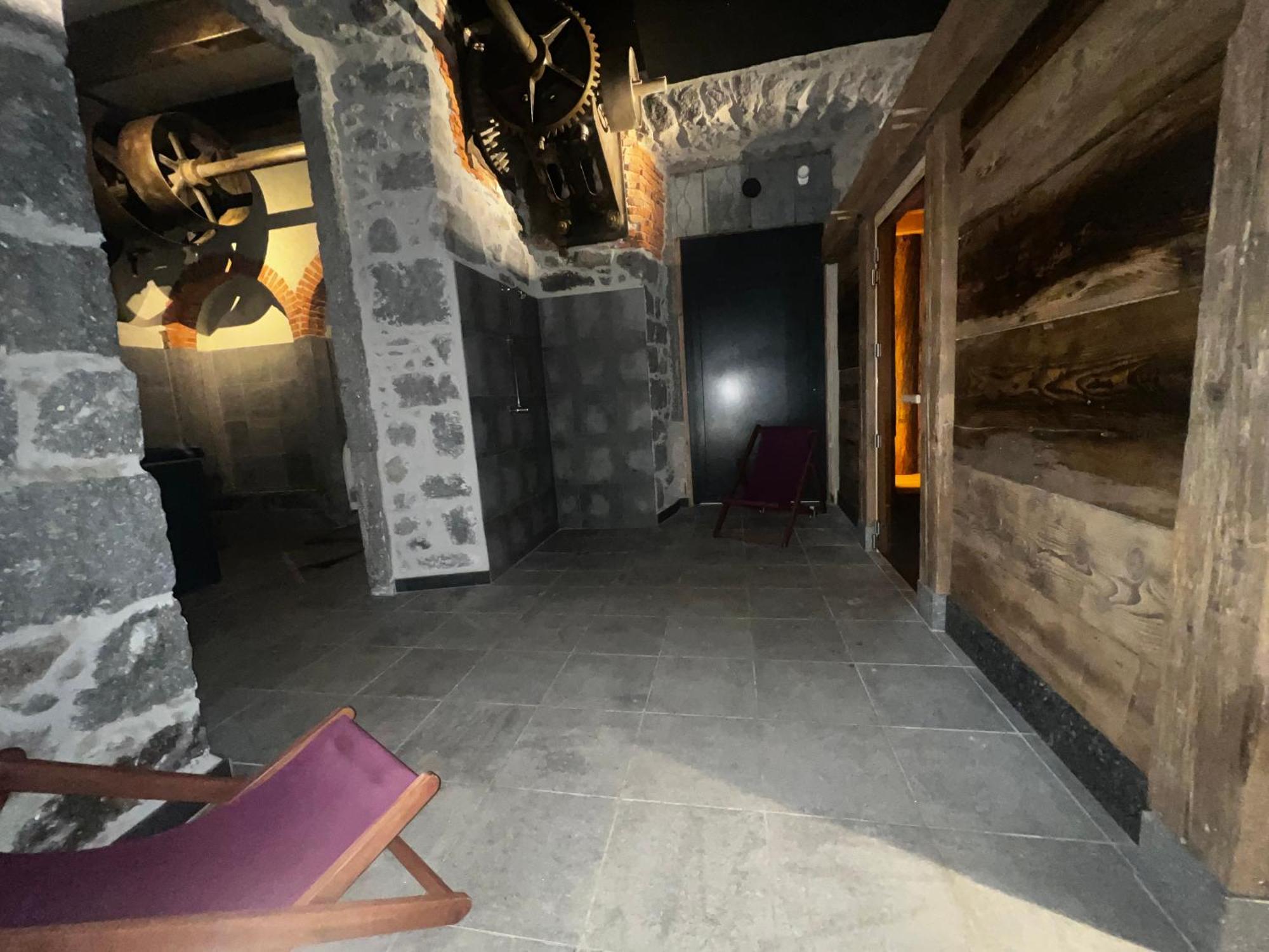 Gite Roche Des Ducs Avec Piscine Toute L'Annee, Spa, Sauna, Hammam Rochesson Экстерьер фото