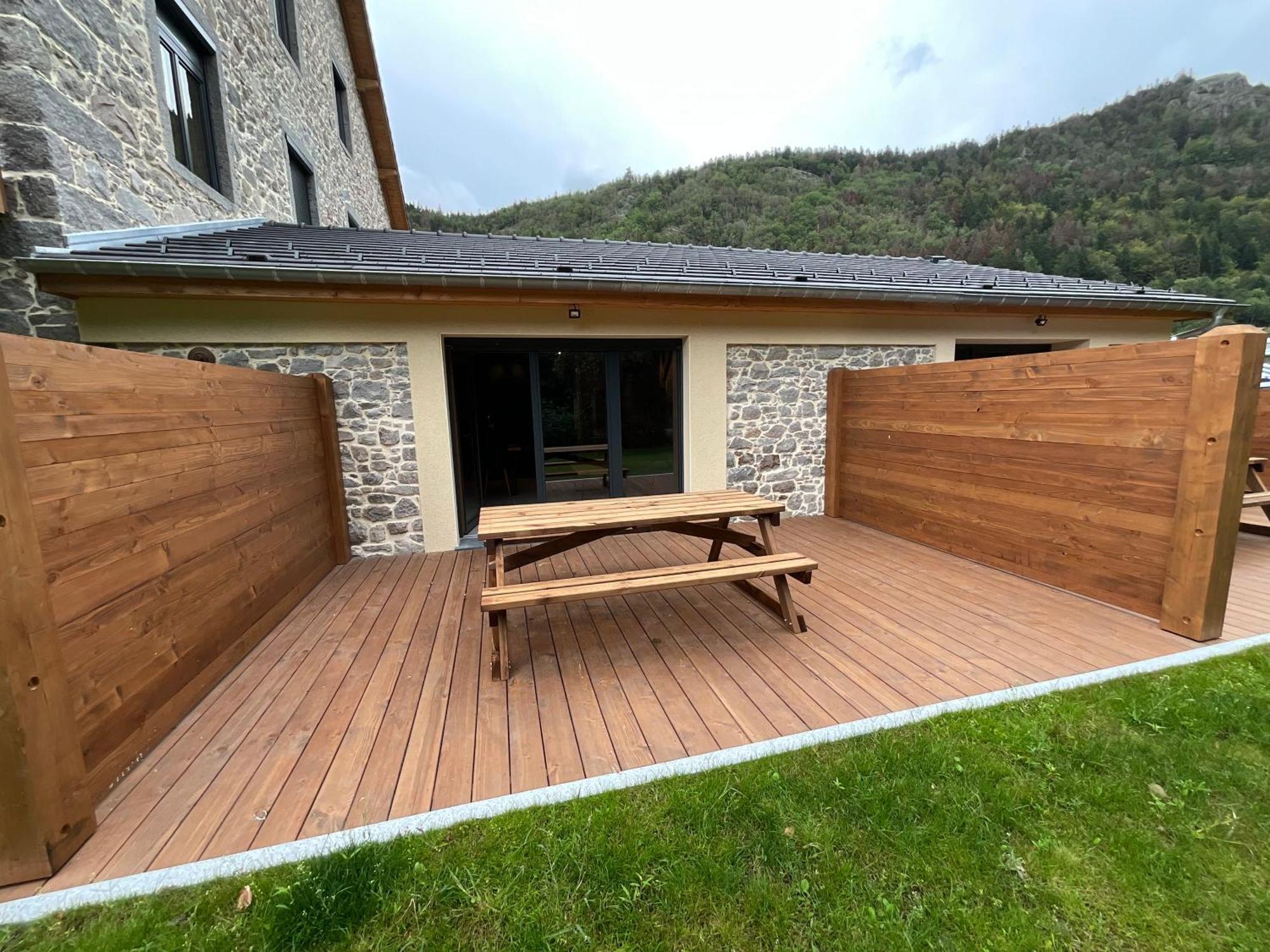 Gite Roche Des Ducs Avec Piscine Toute L'Annee, Spa, Sauna, Hammam Rochesson Экстерьер фото